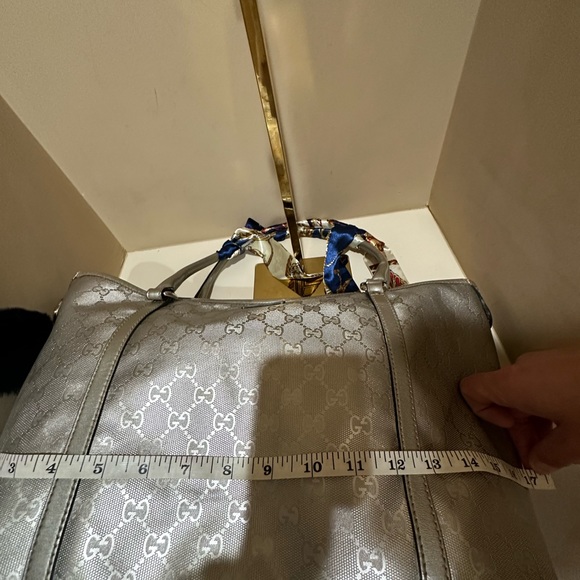 Gucci Metallic Silver GG Webbed Canvas Tote - Picture 16 of 17